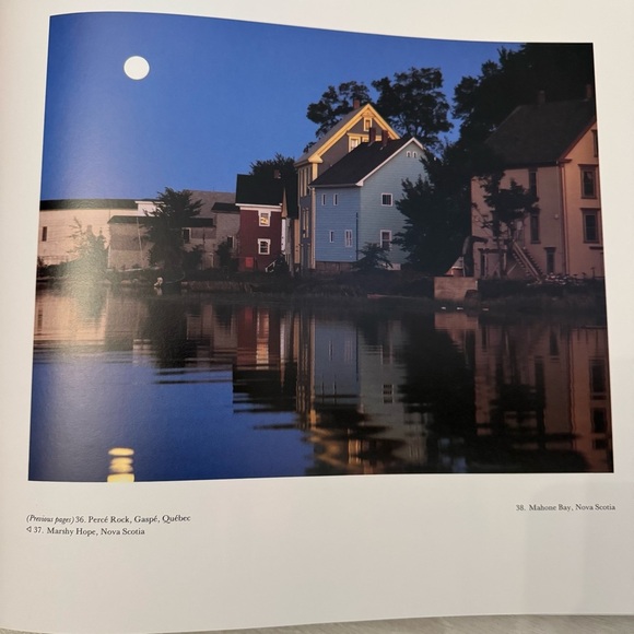 Extraordinary Light Visions of Canada Coffee Table Book by Sherman Hines - Picture 10 of 14